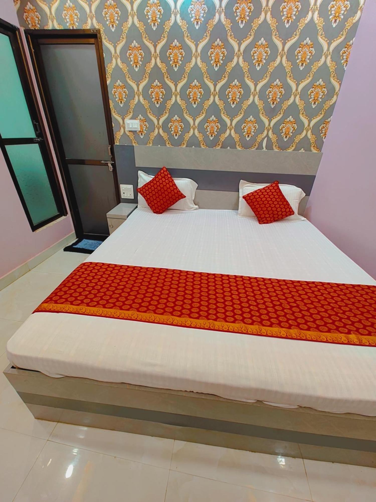 Ayodhya Palace Ngoại thất bức ảnh